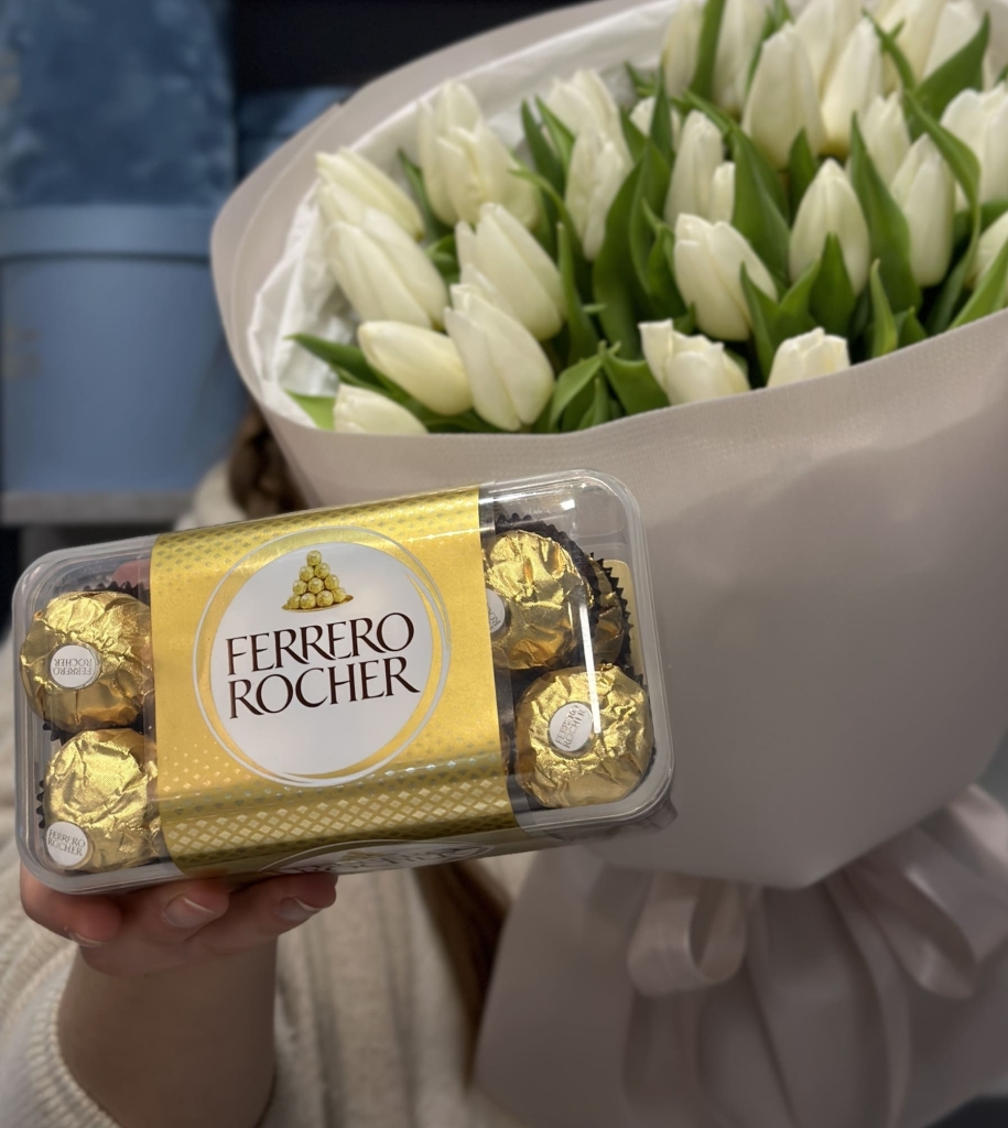 korobka-konfet-«ferrero-rocher»