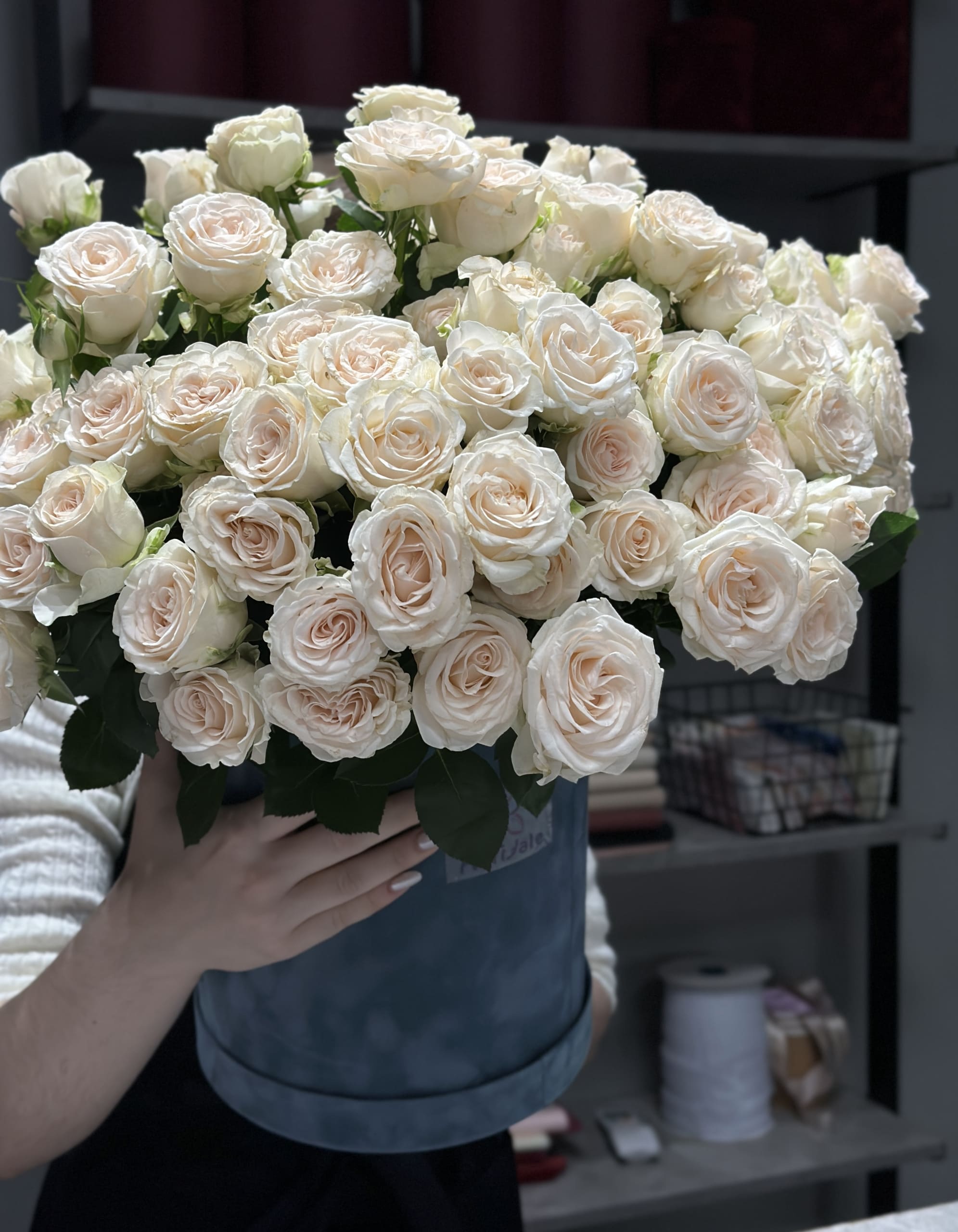 Композиция в коробке Матен: пробуждение красоты kompozitsiya-v-korobke-maten:-probuzhdenie-krasoty