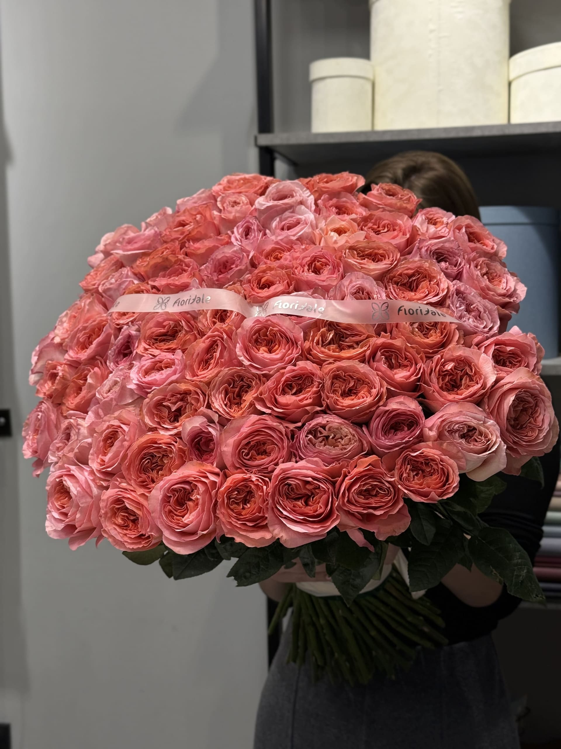 Букет роз Романтика: танец роз buket-roz-romantika:-tanets-roz